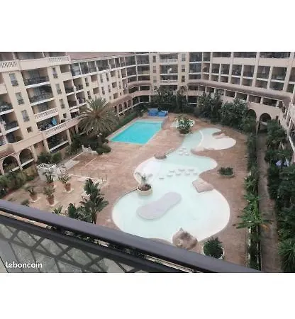 Et Commerces 218 * Κάννες